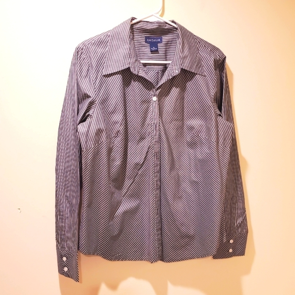 Ann Taylor Stripe button-down long Sleeves shirt size 14
